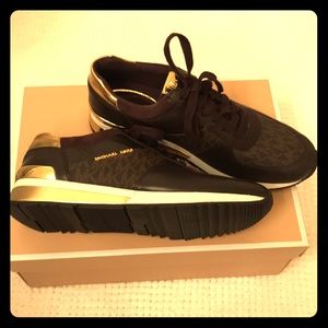 Michael Kors sneakers 👟